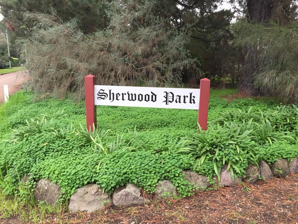 Sherwood Park Bed And Breakfast Somerville Экстерьер фото